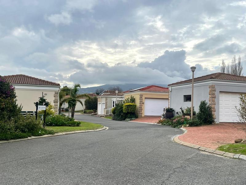 3 Bedroom Property for Sale in Somerset West Western Cape